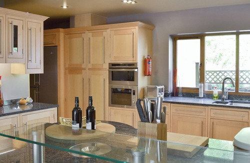 Buxton Cottage | 5 bedroom accommodation in Buxton