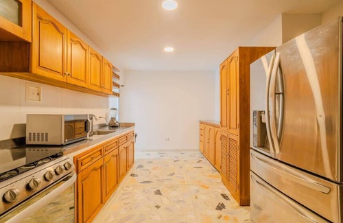 Manga House | 5 Bedroom Cartagena Cottage - Close to Walled City