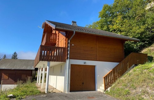 Station de Drouzin le Mont Ski Chalet | 5-bedroom chalet with private sauna and stunning views