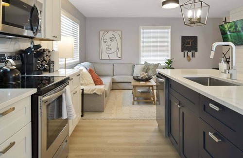 South Hill House | 5 Bedroom Family Retreat