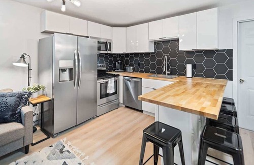 South Hill House | 5 Bedroom Family Retreat