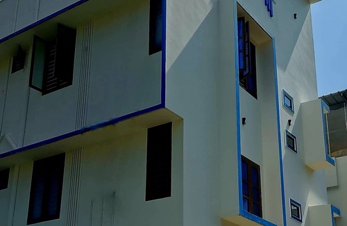 Thiruvananthapuram House | 5-bedroom Home Stay in the heart of Thiruvananthapuram with WiFi, AC