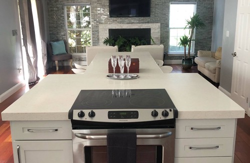 Oxon Hill-Glassmanor House | 5 Bedroom House - MGM National Harbor - Top Golf