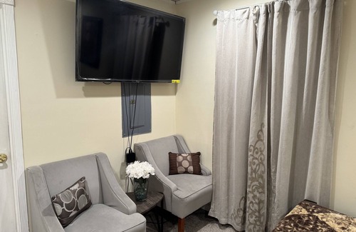 Keansburg Hotel | 5-bedroom motel in Keansburg including all facilities