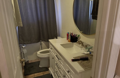 Keansburg Hotel | 5-bedroom motel in Keansburg including all facilities