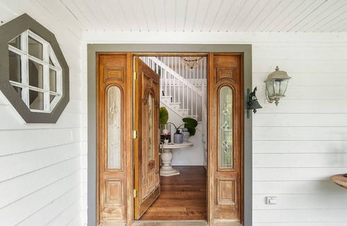 Wellington Other | 5-BEDROOM POOL HOME AND BARN HACKING DISTANCE TO WEF