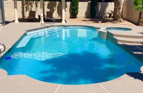 Green Valley House | 5 bedrooms home in the Greenvalley area. 30 days minimum rental/Pet Friendly