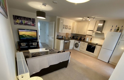 Cambridge Apartment | 5* Brand New Apartment Cambridge Train Station
