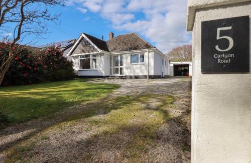 Playing Place House | 5 Carlyon Road