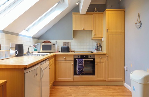 Highampton Cottage | 5 LAKEVIEW RISE, pet friendly, with pool in Hatherleigh