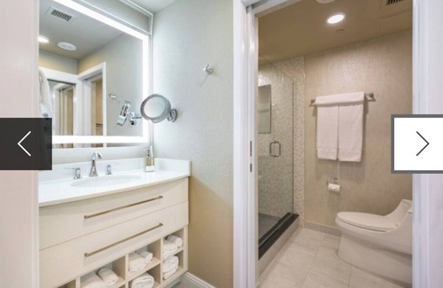 Winchester Apartment | 5⭐️Las Vegas Strip Beautiful Studio Full Bathroom Villa sleep 2 King Bed