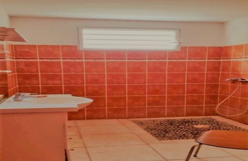 Rabi Apartment | 5 minutes from La Ferrière beach! Ideal apartment for families