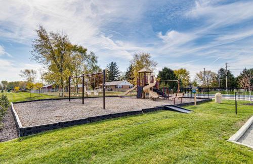 Maxwell House | 5 Mi to Fort Harrison Home with Pool Access!