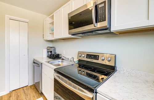 West Hyattsville Apartment | 5 Mi to Smithsonian Museum: Apt in DC