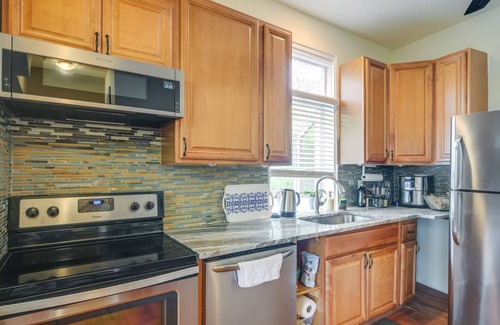 Lower Central NE House | 5 Mi to US Capitol: Washington DC Townhome