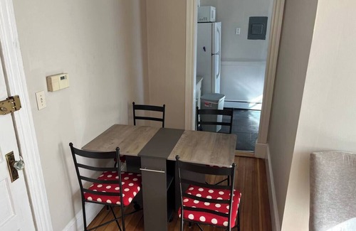 Beverly Apartment | 5 Min to Salem~Comfy King Beds