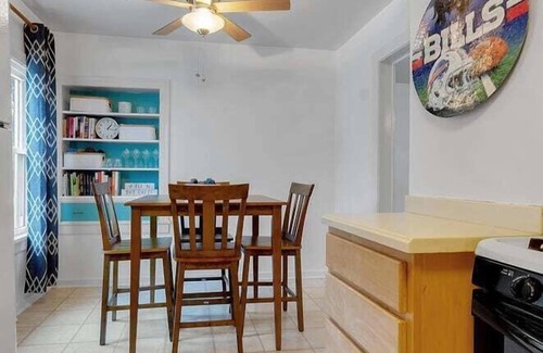 Orchard Park House | 5 Min Walk Bills Stadium | Private Buffalo Home