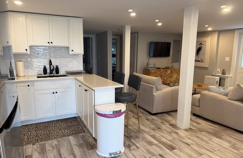 Seabrook House | 5 minute walk to the beach