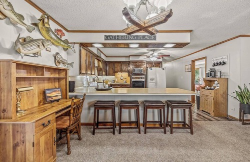 Smithville House | 5 minutes from Center Hill Lake! Fire-pit, Level Parking, 4 Bedrooms!