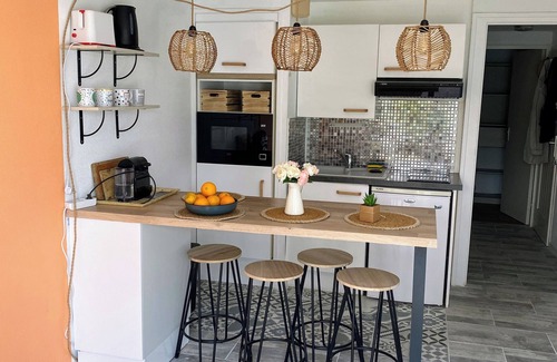 Arzon Apartment | 5 minutes from the Fogéo beach! Kerkarin: Apartment with terrace.