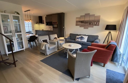 Retranchement House | 5 person holiday home in Cadzand