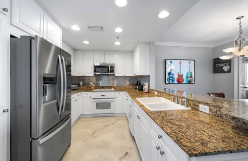 Pensacola Beach Condo | 5 Portofino 1106