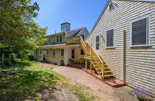 East Dennis House | 5 Quivet Drive East Dennis Cape Cod- - NEED A NAME