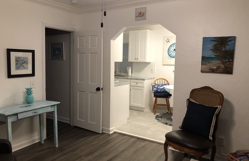 Mango Groves House | 5 ⭐️ Reviews, New Rates With Discounts .Half the price of a hotel in season!