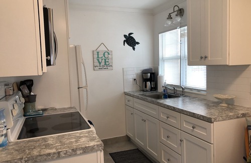 Mango Groves House | 5 ⭐️ Reviews, New Rates With Discounts .Half the price of a hotel in season!
