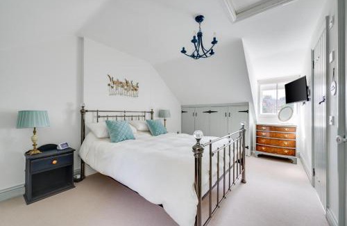 Halesworth House | 5 River Lane