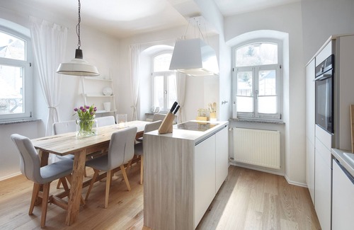 Rieden House | 5 star ambience to feel good with sauna, woodburning stove and beautiful courtyard.