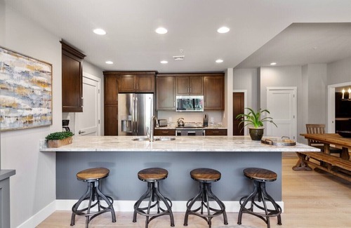 Windham Condo | 5-Star. Luxury Condo, Heated Pool, Hot Tub, Ski in/out @ Windham