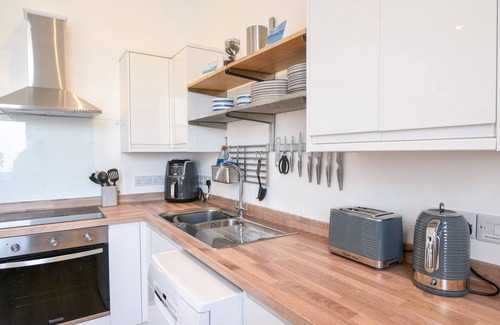 Lyme Regis Cottage | 5 Victoria House