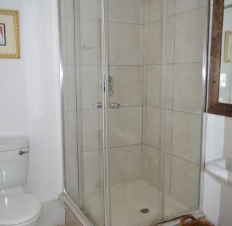 Woodmead House | 5 Woodmead Suites