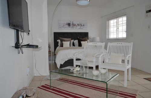 Woodmead House | 5 Woodmead Suites