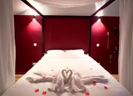 Moirans Villa | 50 Nuances d'Amour - Jacuzzi/Massage/Cinéma