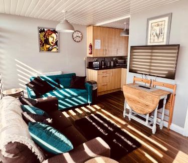 Chichester Ski Chalet | 50 Toledo, Selsey Country club