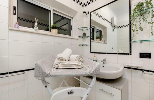 Porto San Giorgio Apartment | [500 mt. DAL MARE] WiFi Clima & Design