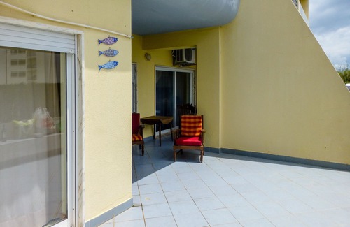 Albardeira Condo | 500mt from the Beach, 500mt Marina, Wifi, Swimming Pool, Children's Playground