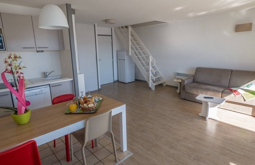 Hendaye Condo | 50m de la Plage ! Bel Appartement Duplex + Wi-Fi