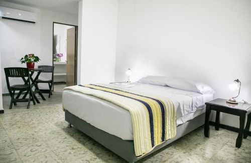 Cali Bed & Breakfast | 50N15 B&B