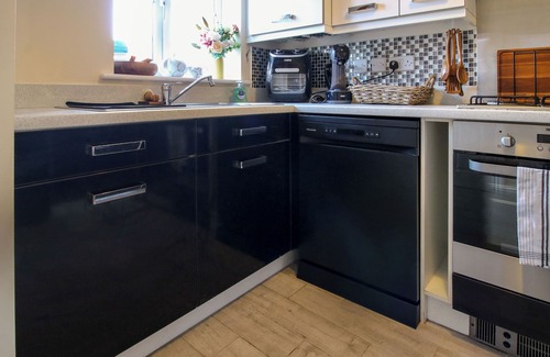 Oakengates Cottage | 51 ST. GEORGES AVENUE, pet friendly, with a garden in Telford