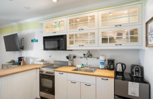 Saint Helena Island House | 521 Sunsuite