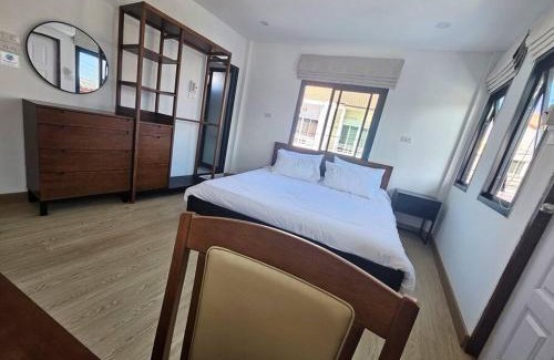 Lampang House | 52PrivateHouse บ้านพักส่วนตัว ใจกลางเมือง Free Netflix & Youtube premium