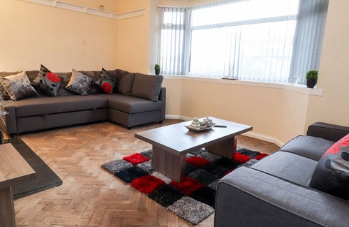 St George Cottage | 55 MARINE ROAD, pet friendly, character holiday cottage in Pensarn