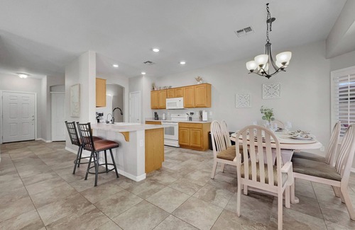Springfield Lakes House | 55+ Solera Chandler. Golf, Pools, Amenities Galore.