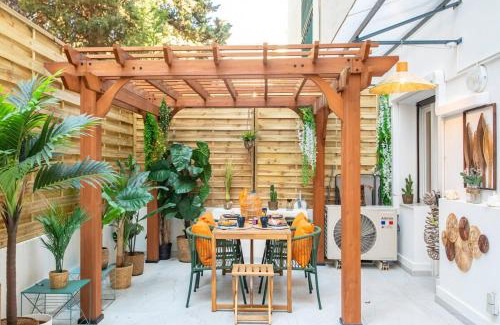 Musicians Quarter Apartment | #55 Sun terrace AC & Wifi 10mins walk to Sea & oldtown