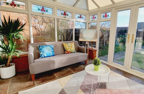 Clacton-on-Sea House | 5BD Staycation Amazing Sea view Clacton-on-Sea