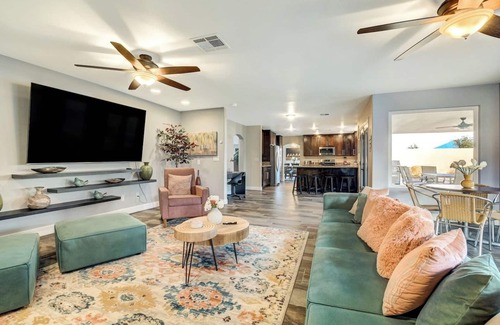 Black Mountain House | 5BDRM Lux Estate- Heated Pool and Neon Arcade Room