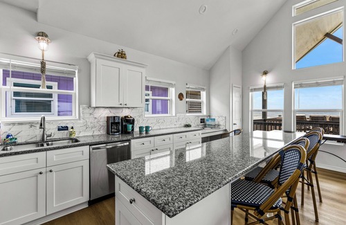 Port Bolivar House | 5BR Beachfront | Ocean Views, Loft & Bar